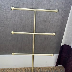 Jewelry holder